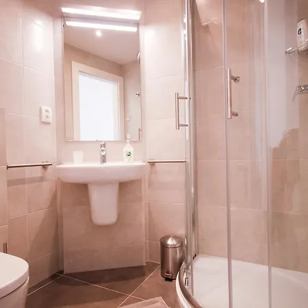 Zborovska 6 Apartmán Praha