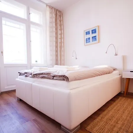 Apartmán Zborovska 6 *